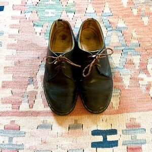 Dr. Martens Classic Black Leather Oxford Shoes  m5.5 w7.5